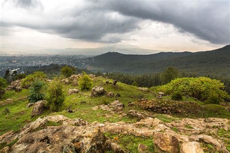  Entoto Dağı: Şehrin Zirvesinden Tarih ve Muhteşem Manzaralar Keşfedin!