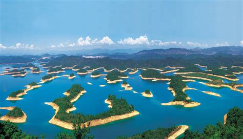 Qiandao Lake, Kristalin Su ve Muhteşem Manzaralarla Dolup!